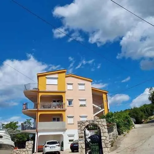 Lägenhet In 42063 *