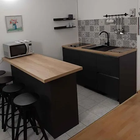 In 42063 Apartman *