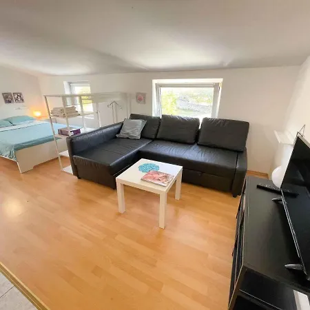 In 42063 Apartment Dramalj